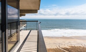 Property grounds - Ocean City's Premiere Building (Ocean City)