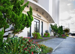 Exterior - Beautiful Ocean View 2 Bedroom Condo (Ocean City)