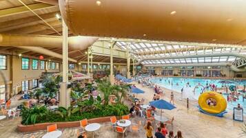 Piscine couverte, piscine extérieure