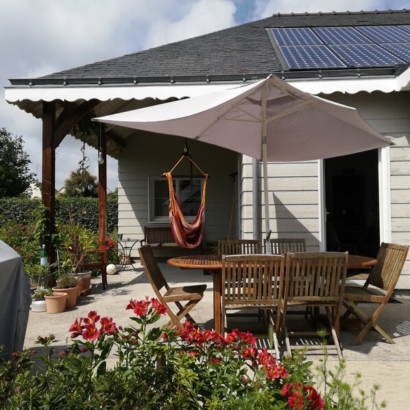 Outdoor dining - Wooden house 6 persons in La Baule (La Baule-Escoublac)