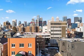 Exterior - Mins to Saddledome |Free Parking |Central DT Condo (Calgary)