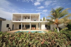 Front of property - Amour Sénégal (Ngaparou)