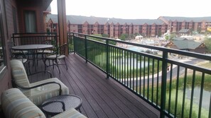 Outdoor dining - 2Bed/2Bath Deluxe Suite in our Dells Resort w/Access to Wilderness Territory! (Baraboo)