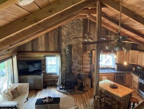 Televisión, videojuegos, futbolito