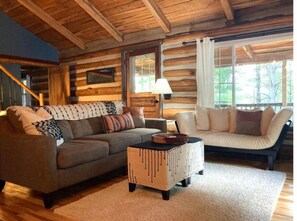 Televisión, videojuegos, futbolito