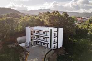 Fachada da propriedade