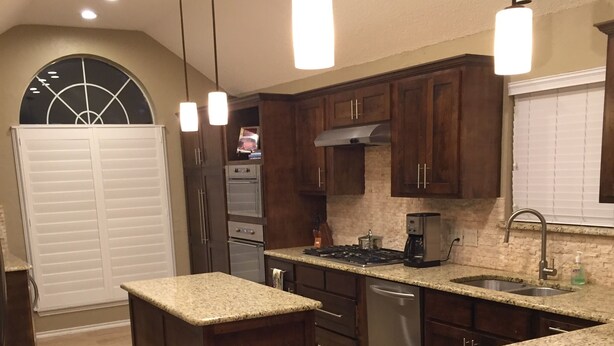 Coffee/tea maker, fridge, microwave, oven - Ideal for long stays Rental 30 days. 9 min. from DFW airport
2BR, with office. (Grapevine)