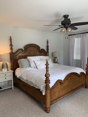5 bedrooms, iron/ironing board, WiFi, bed sheets