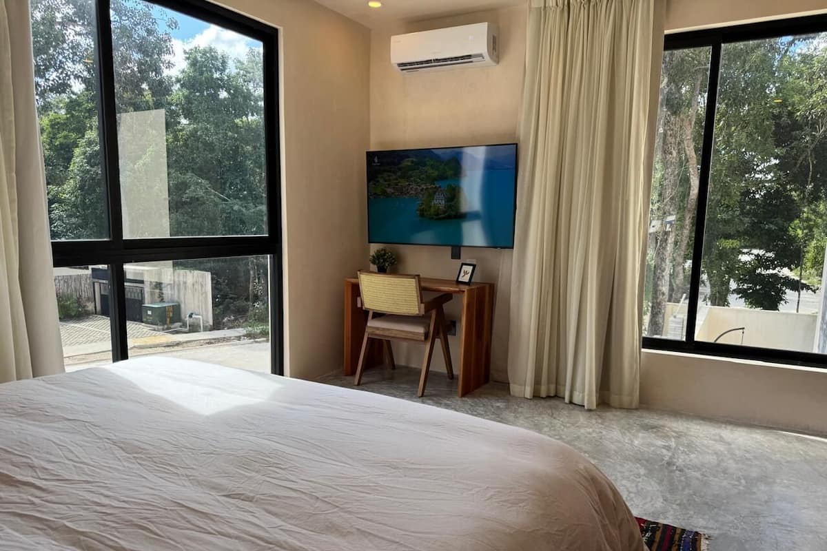 Standard Studio | 2 bedrooms, premium bedding, Select Comfort beds, individually decorated