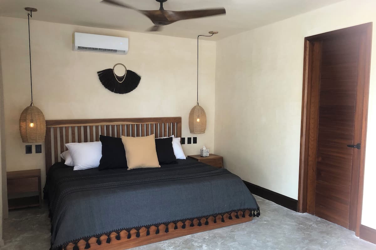 Grand Apartment | 2 bedrooms, premium bedding, Select Comfort beds, individually decorated