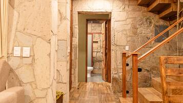 Premier Cabin | Ruang tamu | Pendiangan, lantai dipanaskan