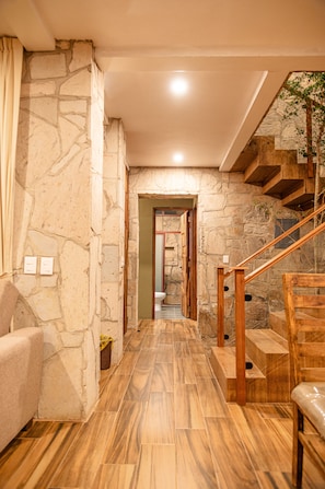 Premier Cabin | Living area | Fireplace, heated floors - Quinta Majam  (Zapopan)