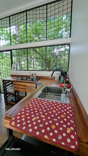 Fridge, stovetop, coffee/tea maker, electric kettle - Casa Nature View 5 min to Playa Ocotal & Snorkeling Guanacaste, Costa Rica (Ocotal)