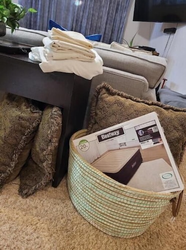 Cozy, quiet 3 bdrm home nearby local amenities