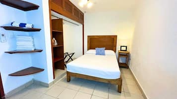 Family Apartment | 2 bedrooms, iron/ironing board, free WiFi