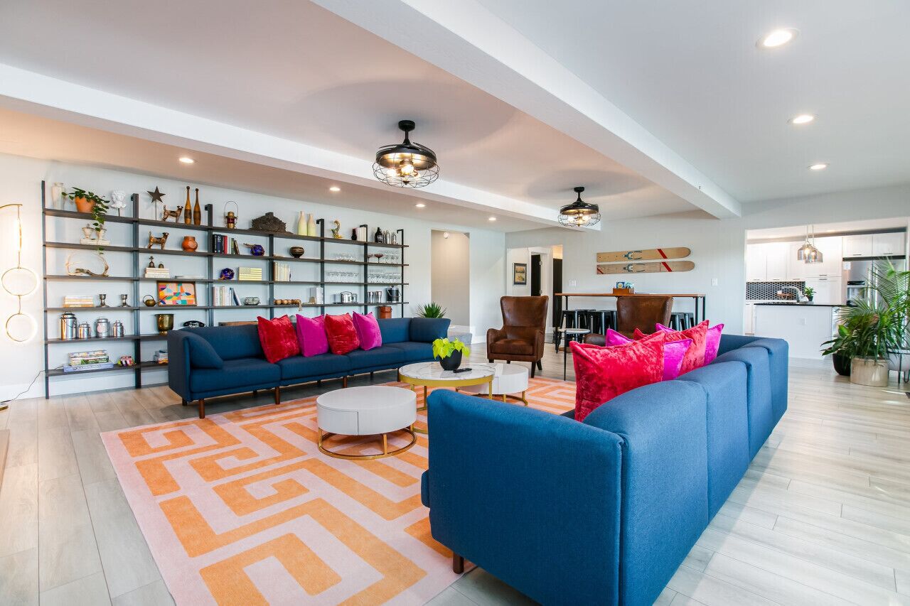 Smart TV, fireplace, video games, ping pong