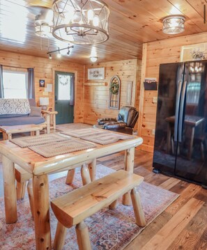 TV, peis og DVD-spiller