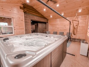 Interior - Ash Ridge Lodge in Hocking Hills (Laurelville)