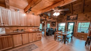Interior - Ash Ridge Lodge in Hocking Hills (Laurelville)