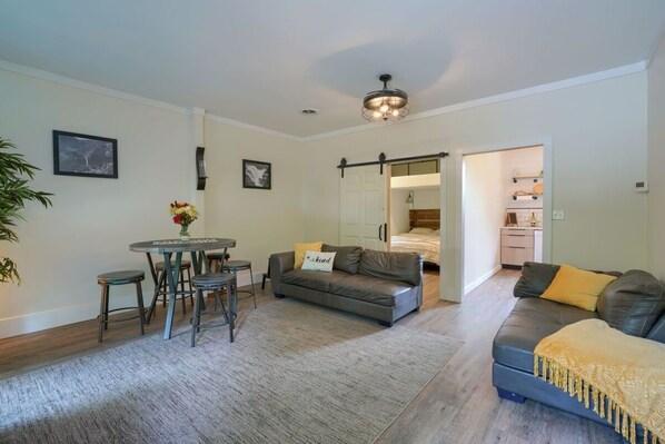 Smart TV, fireplace, video games, stereo