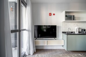 Premier Studio | Premium bedding, individually decorated, individually furnished, desk - Tabas by Blueground Z. Ibirapuera (São Paulo)