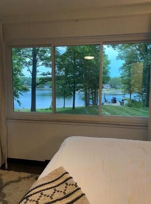 5 soverom, safe på rommet, skrivebord og strykejern/-brett