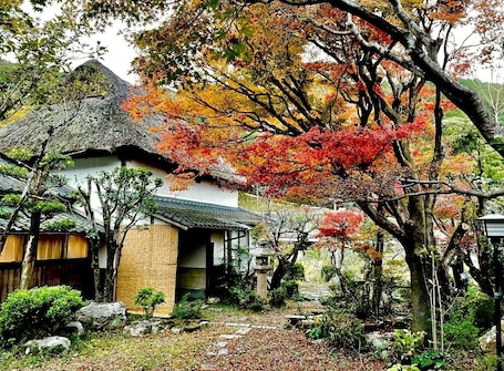 施設の敷地. 古民家一棟貸・完全貸切・プライベートサウナOld Folk House・Private Sauna
