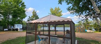 Tiny House Cabin -Presque Isle Campground #30
