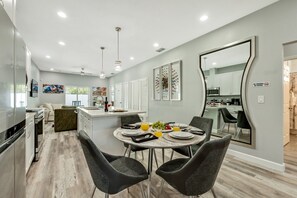 Dining - Chic Retreat-Stunning Design Cozy Fire Pit Escape! (Tampa)