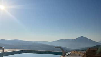 Piscina externa sazonal