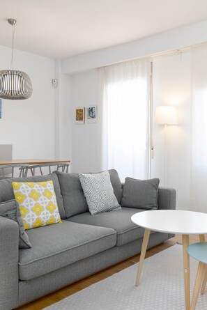 TV - Port Area II. WiFi + Air Condition (Valencia)