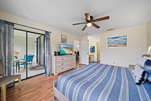 2 bedrooms, iron/ironing board, Internet, bed sheets