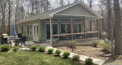Glasshouse in the Woods. Five acres of wooded privacy and wildlife.