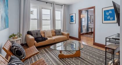 9 BR/14 Beds+Game room+Central Location