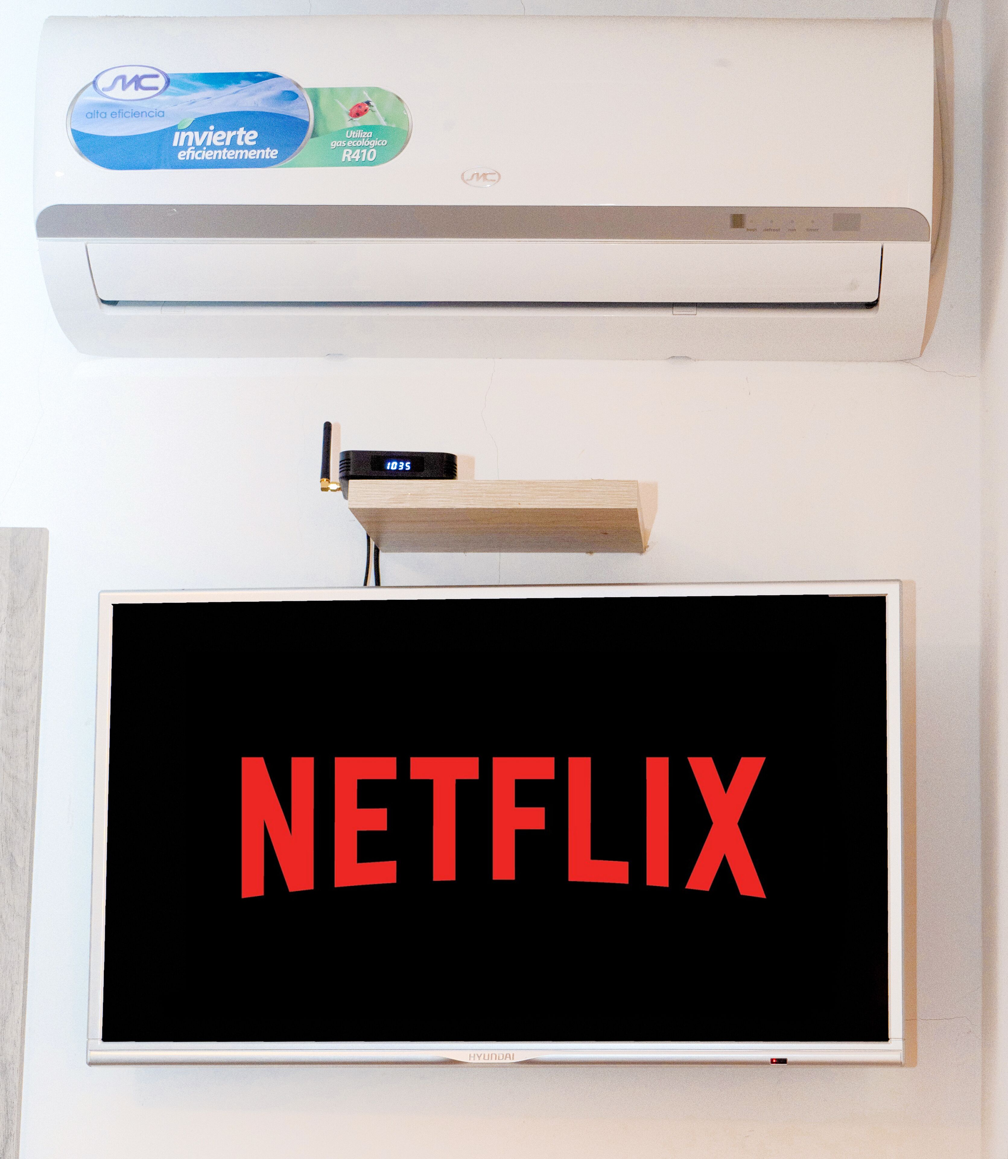 羽绒被、熨斗/熨板、免费 WiFi、床单