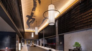 Lobby - Doubletree by Hilton Kyoto Station (Kyoto)