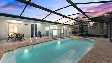 Piscine couverte, piscine chauffée