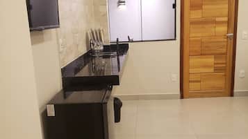 Microwave, coffee/tea maker