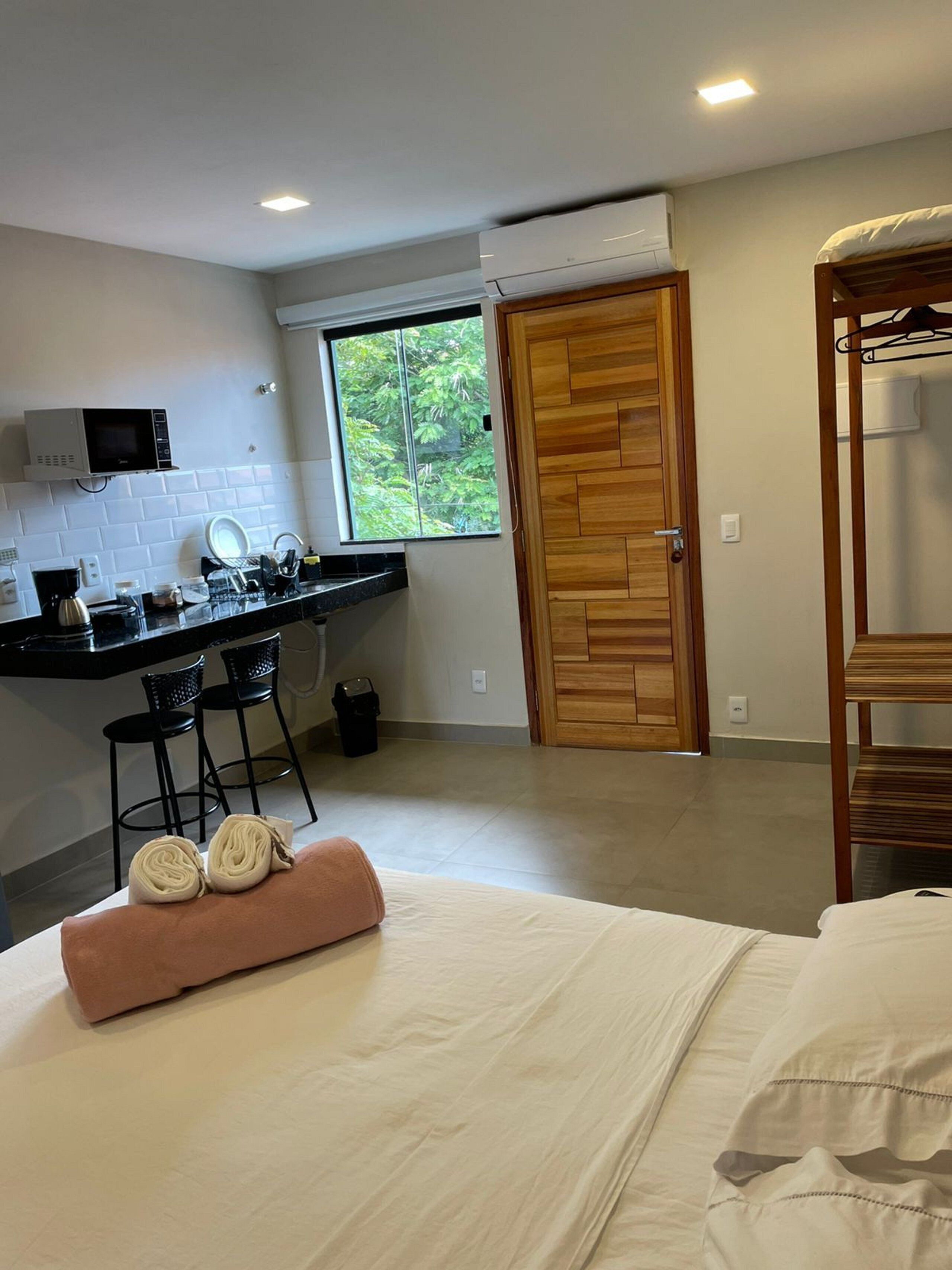 1 quarto, acesso à internet, roupa de cama