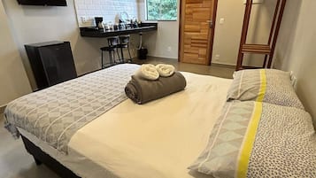 1 camera, accesso a Internet, lenzuola