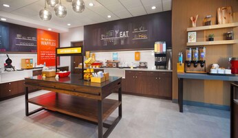 Desayuno buffet incluido todos los días 