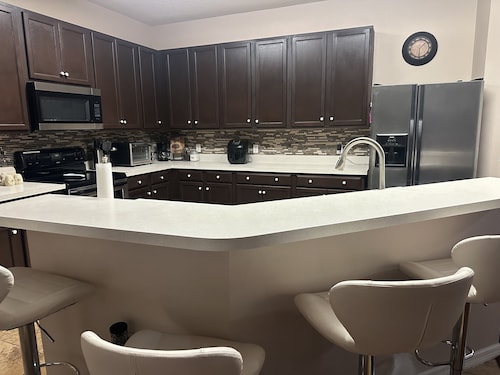 Cozy 3-bedroom in Golf & Gated Community- private pool and firepit 