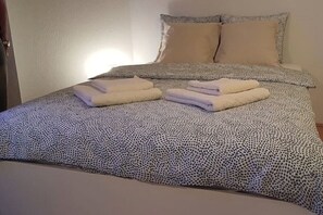 1 habitación, wifi gratis y ropa de cama