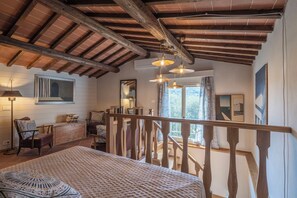8 Schlafzimmer, Bügeleisen/Bügelbrett, Reisekinderbett, kostenloses WLAN