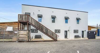 Salt Block - The Rustic 1 | Cozy 2BR in Bandera