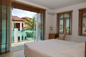 14 Schlafzimmer, Bügeleisen/Bügelbrett, Reisekinderbett, WLAN