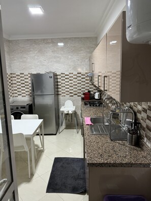 Oven, stovetop - Appartement Tanger (Tanger)