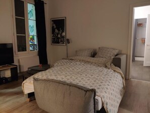 1 sovrum, strykjärn/strykbräda, gratis wi-fi och sängkläder