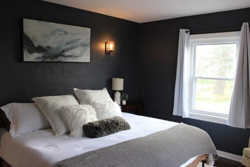 Mid Century Farmhouse