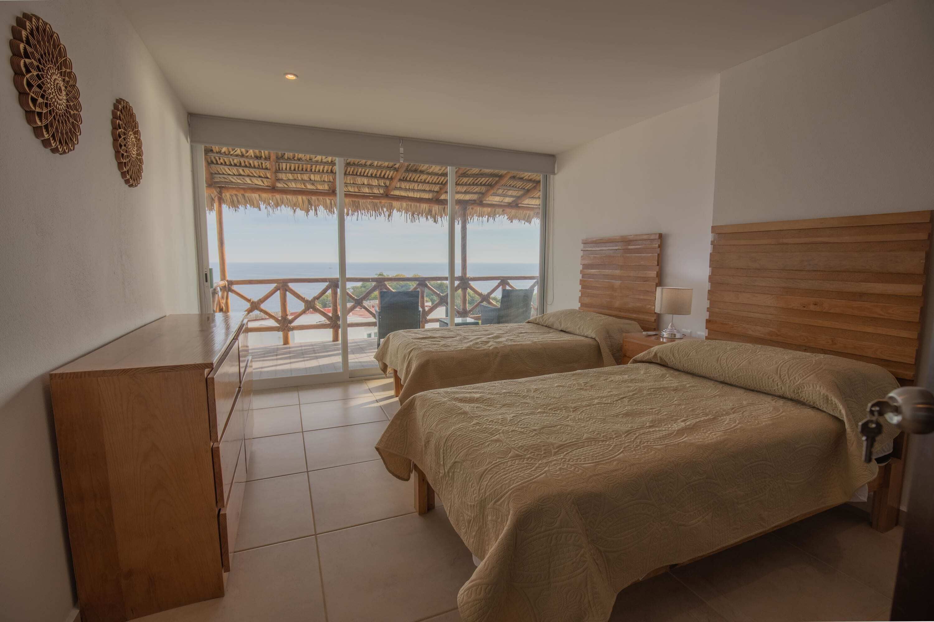 3 makuuhuonetta, silitysrauta/-lauta, vauvan matkasänky, Wi-Fi